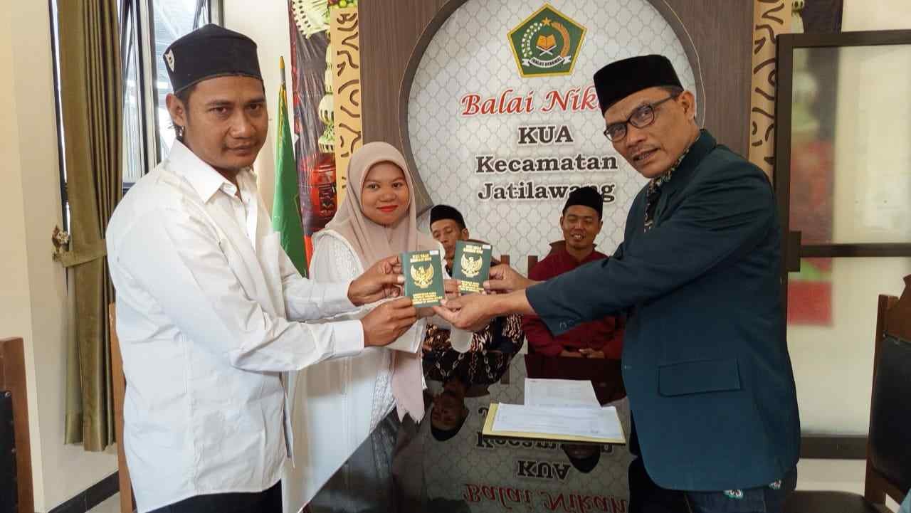 21__izul_ijab_Waluyo_dan_Tri_Lestari_11zon.jpeg