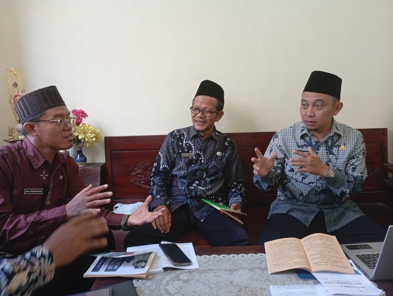 23_APRIL_26_DISKUSI.jpeg