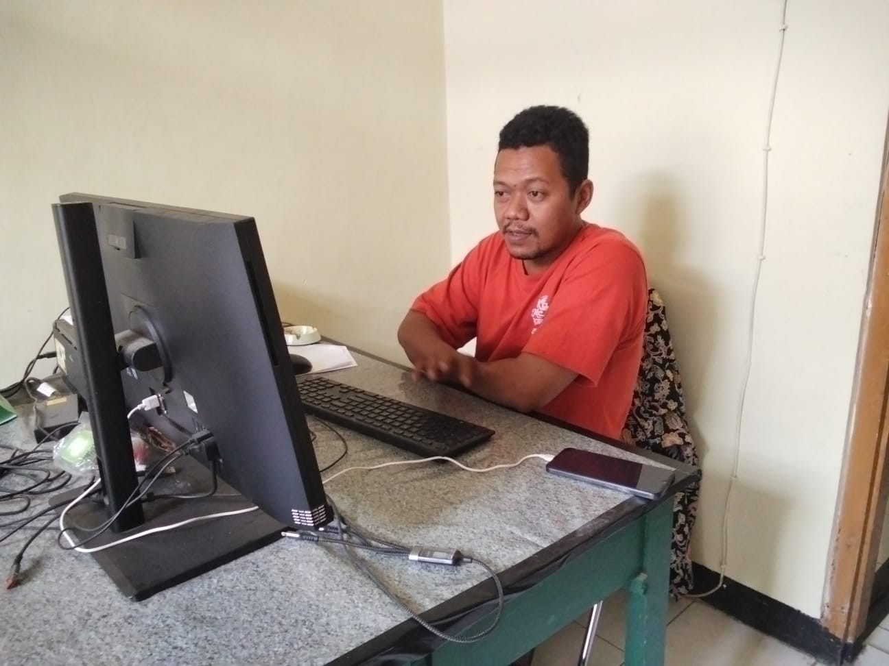 28__cek_inputan_pendaftar_wakaf_di_aplikasi_Siwak.jpg