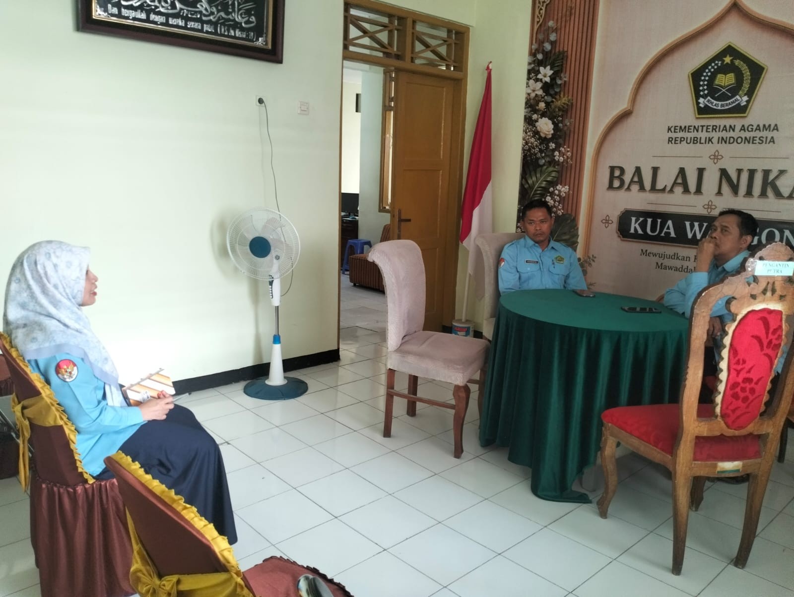 2__diskusi_layanan_perwakafan.jpg