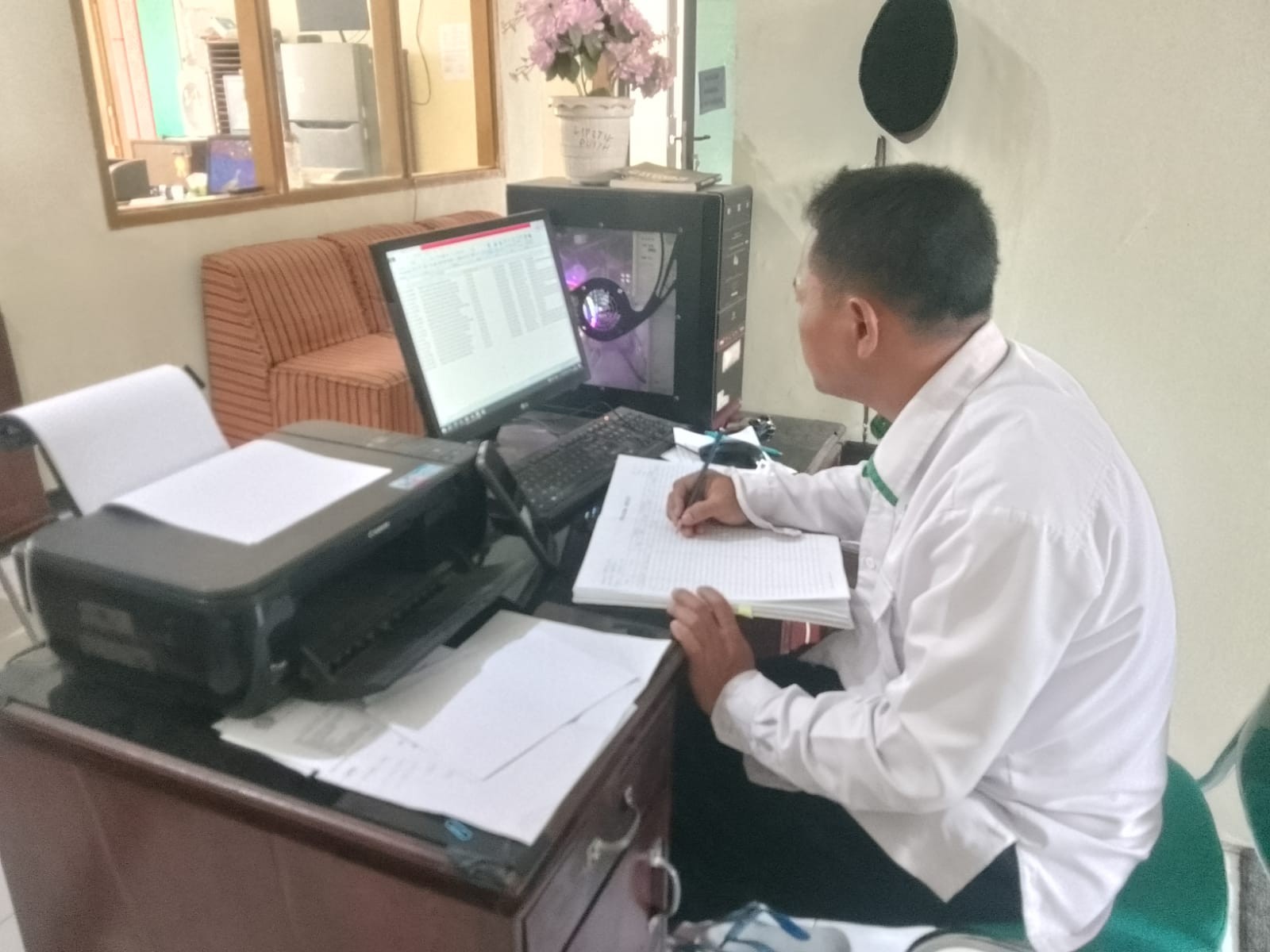 4__laporan_bulan_Agustus.jpg