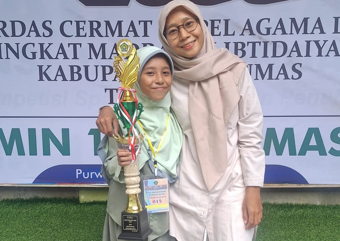 8_Doa_Restu_Orang_Tua_Kuatkan_Peserta_Juara_LCCA_–_LCCU.jpeg