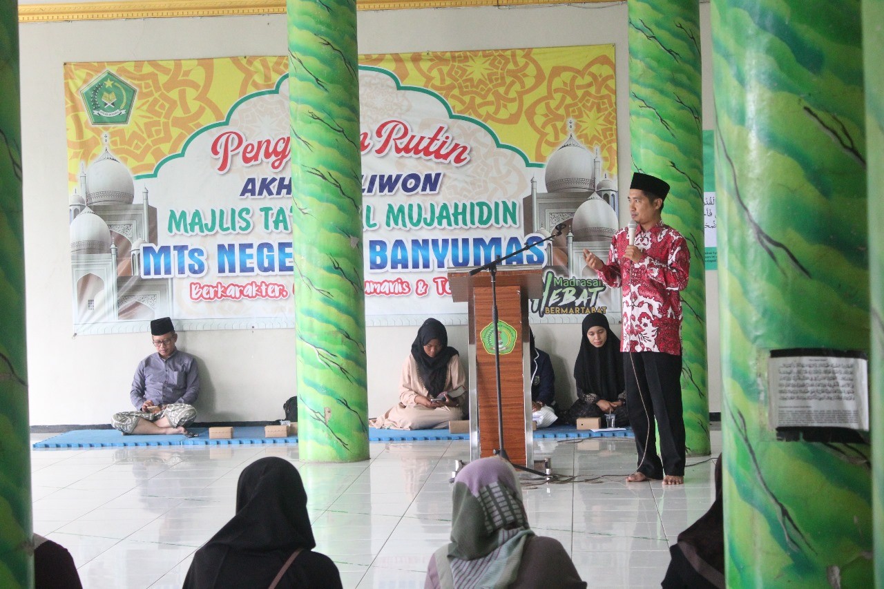 Ahad_Kliwon.jpeg