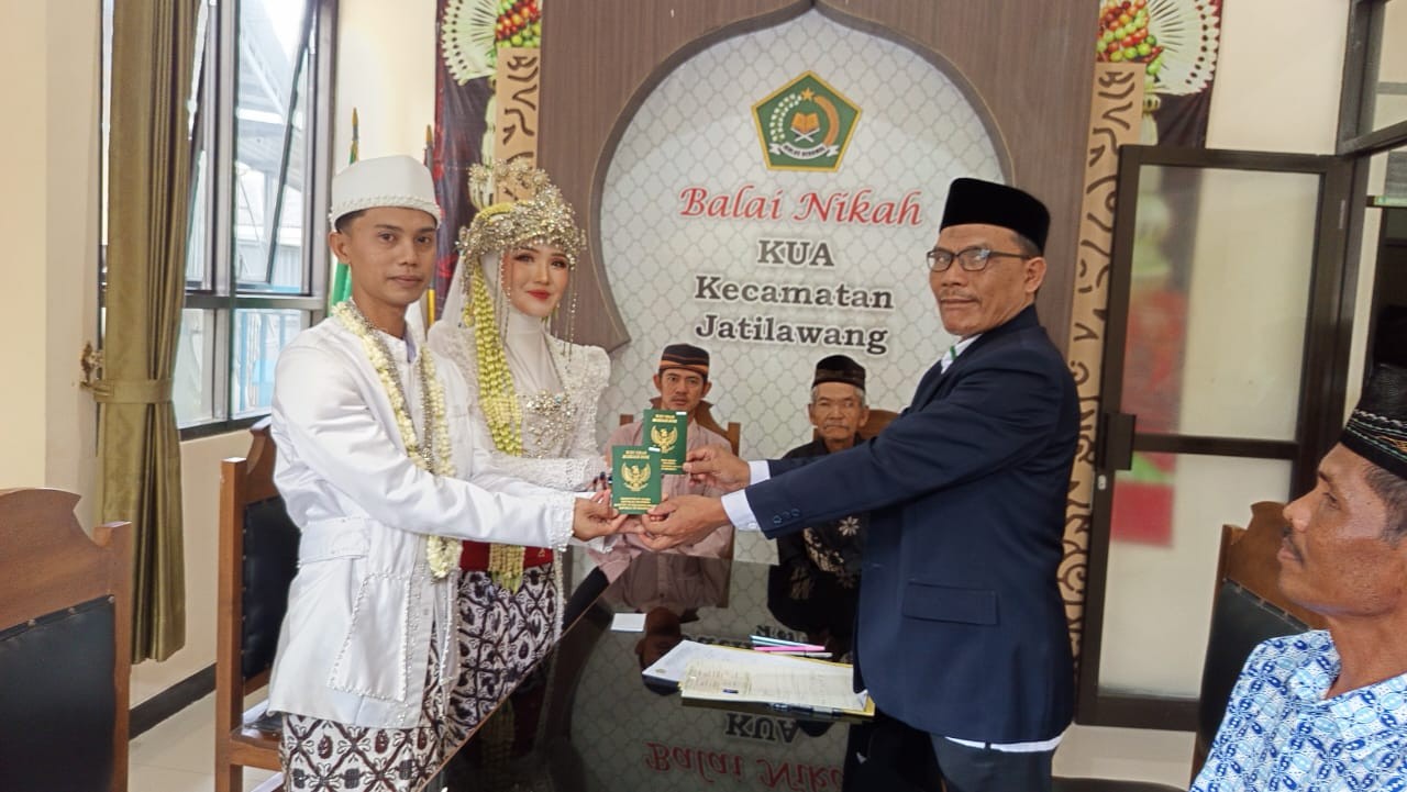 Ari_Setiawan_dan_Diah_Hana.jpeg