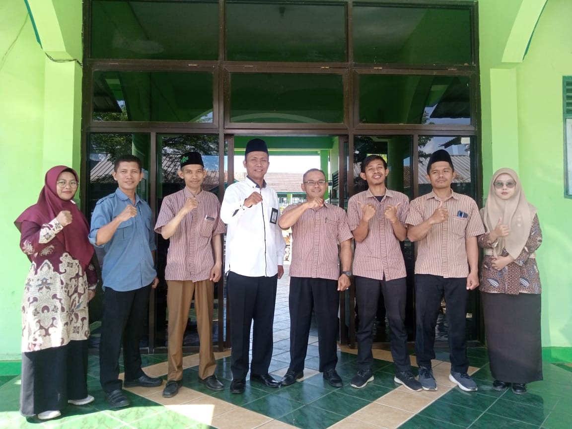 Gambar_WhatsApp_2025-09-23_pukul_19_45_01_c7d44ac9.jpg