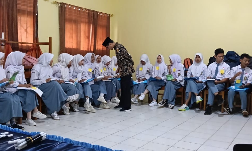 Gambar_WhatsApp_2025-10-13_pukul_14_44_41_5712e166.jpg