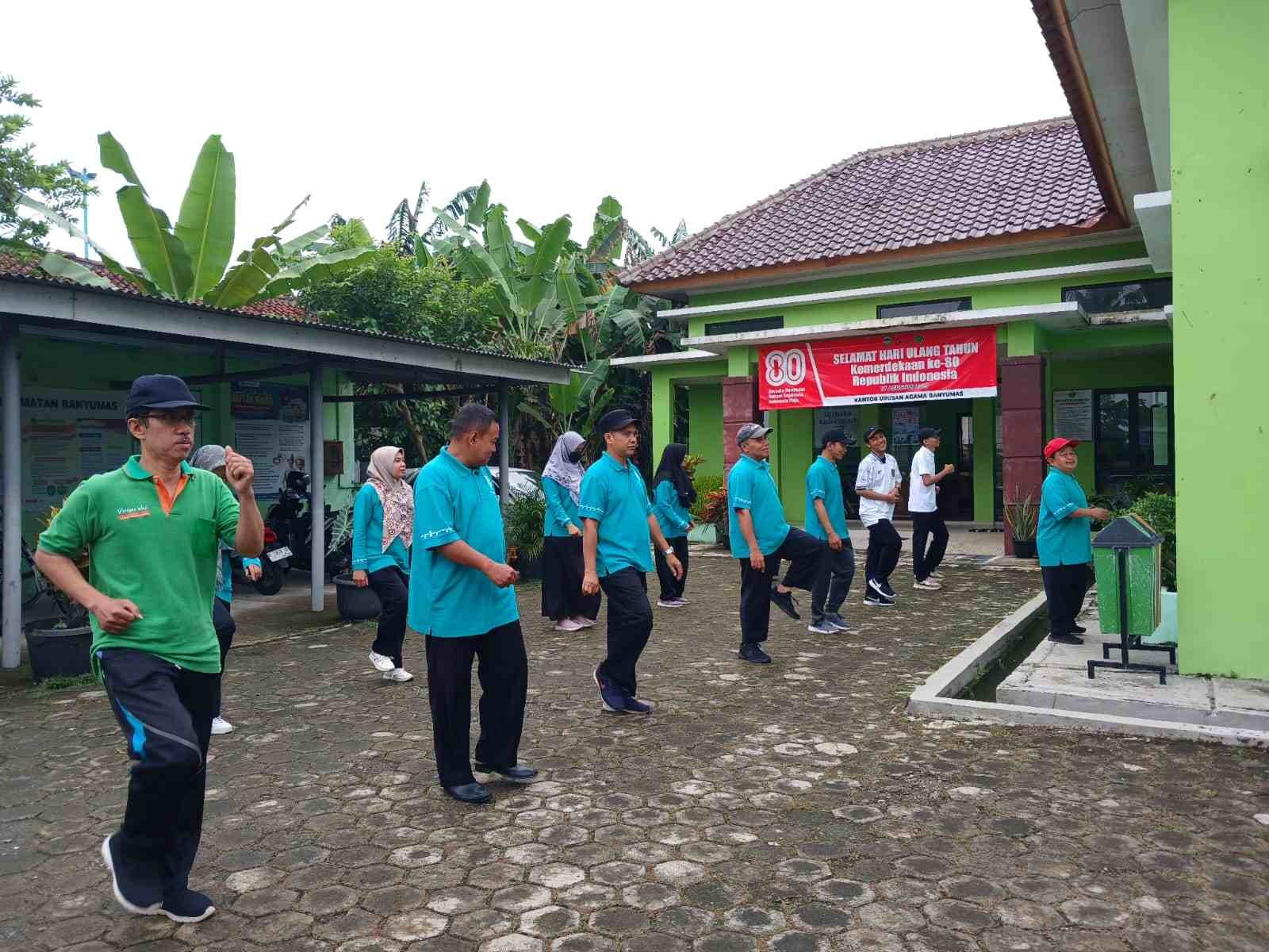 Gambar_WhatsApp_2025-10-24_pukul_11_00_15_1cf3b25d_11zon.jpg