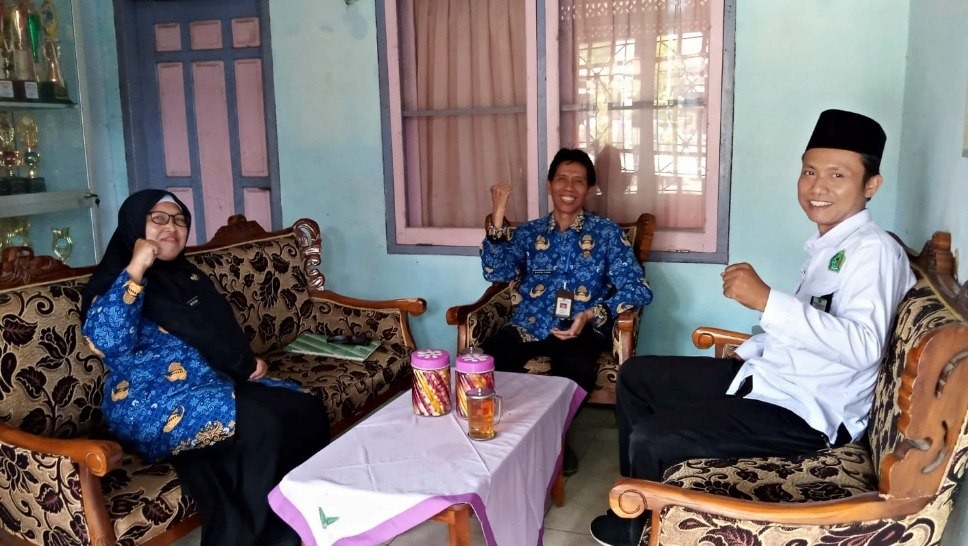 Gambar_WhatsApp_2025-10-28_pukul_21_41_30_2bf99ef0_11zon.jpg