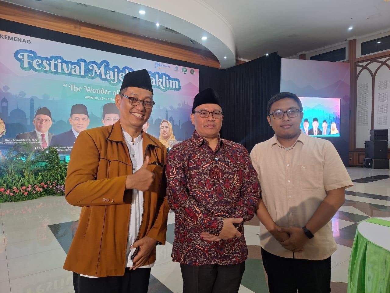 Gambar_WhatsApp_2025-11-25_pukul_19_49_49_d1d640ce_11zon.jpg