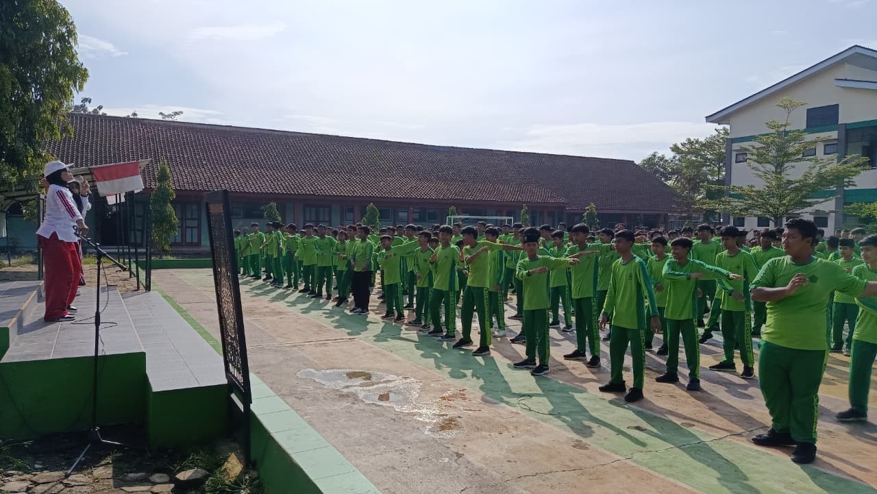 Gambar_WhatsApp_2025-12-05_pukul_10_03_48_8693af66.jpg