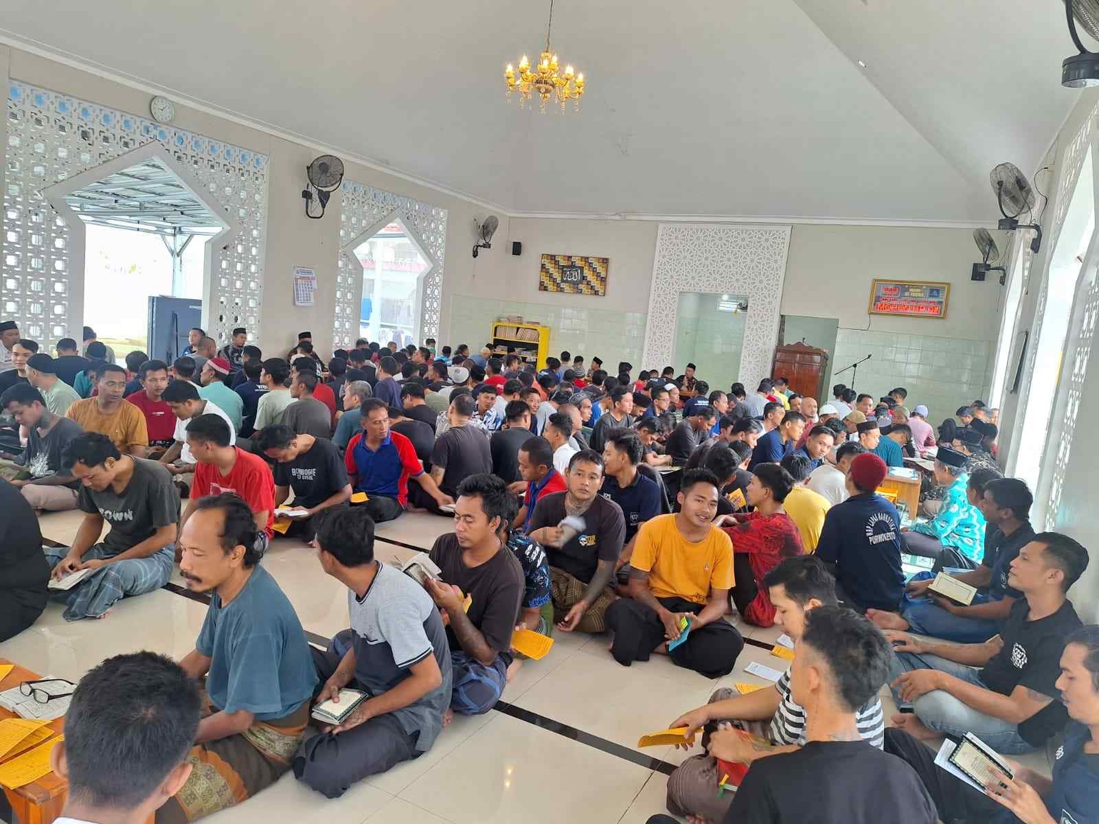 Gambar_WhatsApp_2025-12-10_pukul_20_13_47_f8033723_11zon.jpg