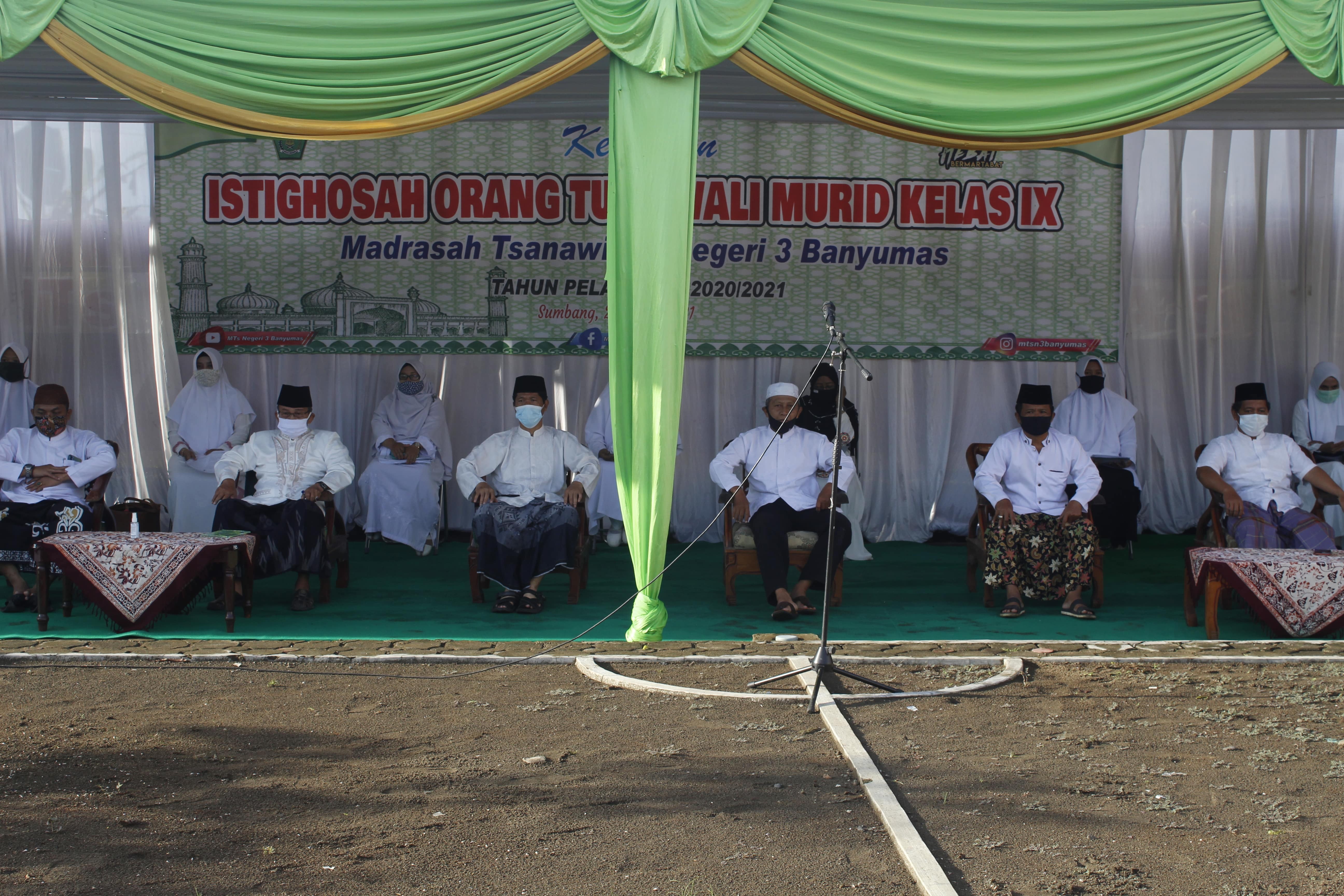 Kegiatan_Istighosyah-min.JPG