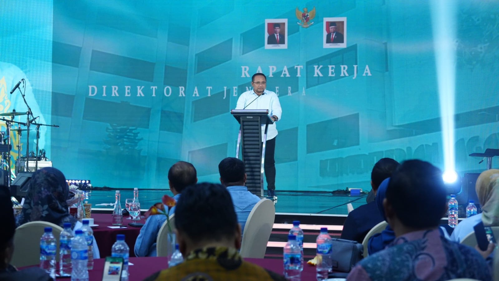 raker2.jpeg