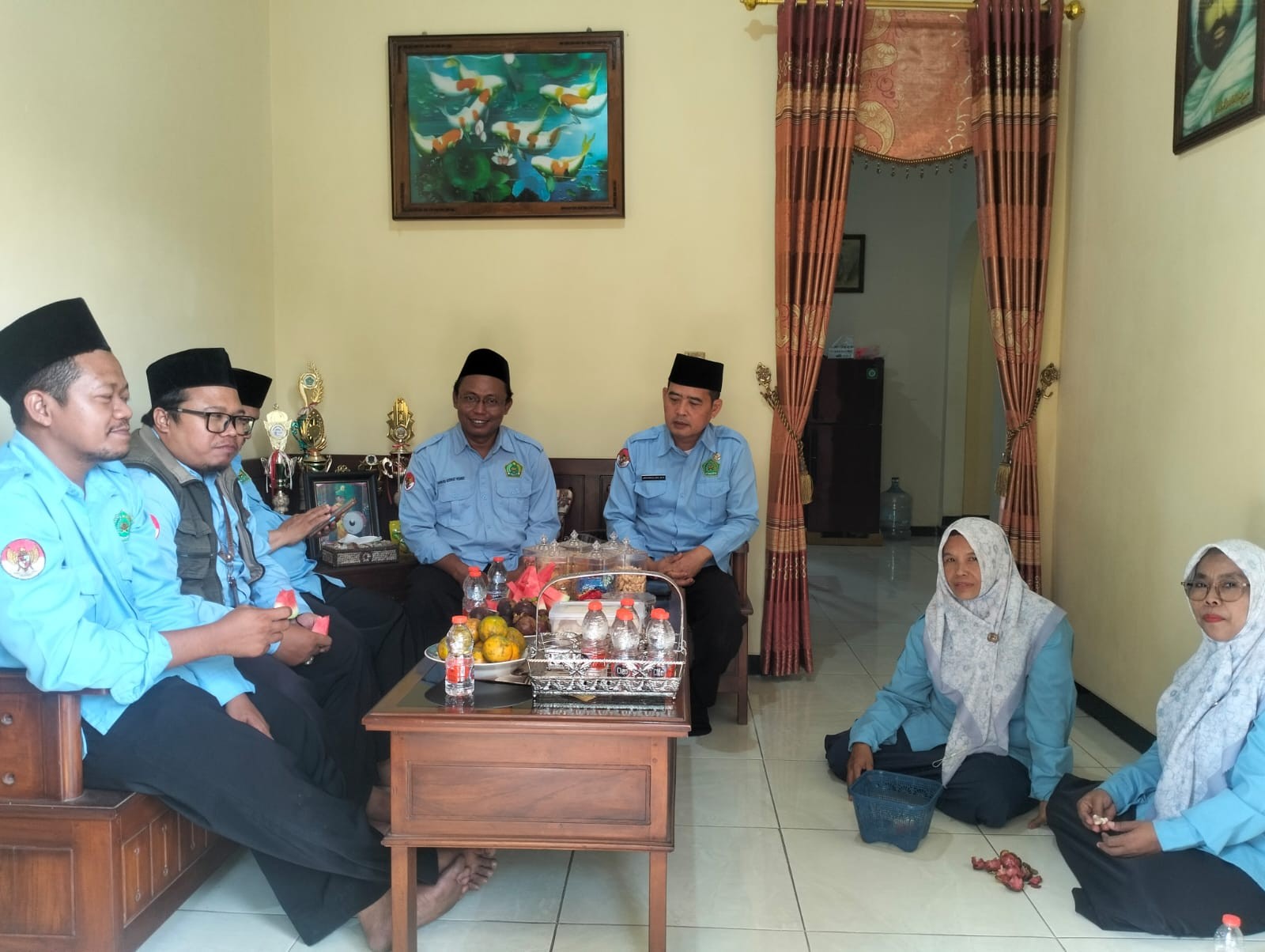 sambangan_kerumah_sesama_pegawai.jpg