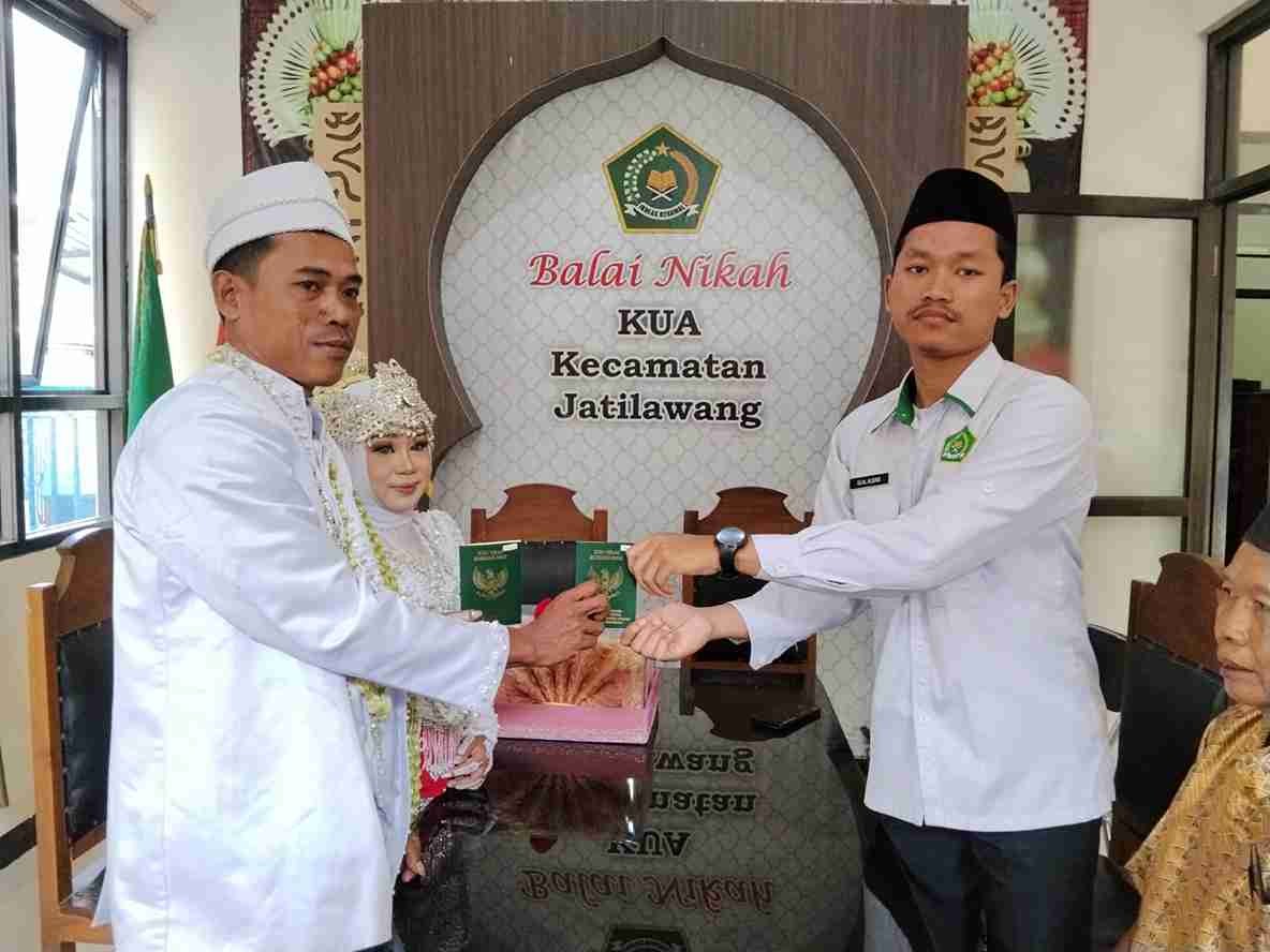 serah_buku_nikah_11zon.jpeg