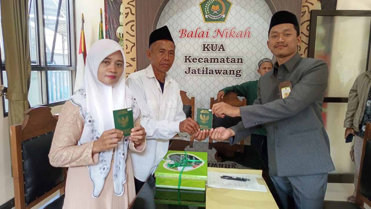 ulul_Akad_nikah_duda_Purnomo_dan_janda_Sri_Purnomowati__Pekuncen.jpeg