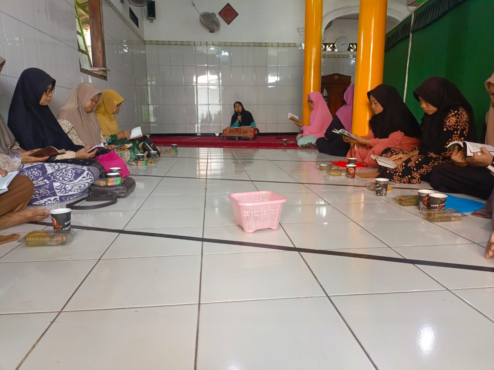 Pembacaan Nadzom Asmaul Husna Awali Bimluh MT Al Irsyad Klapagading