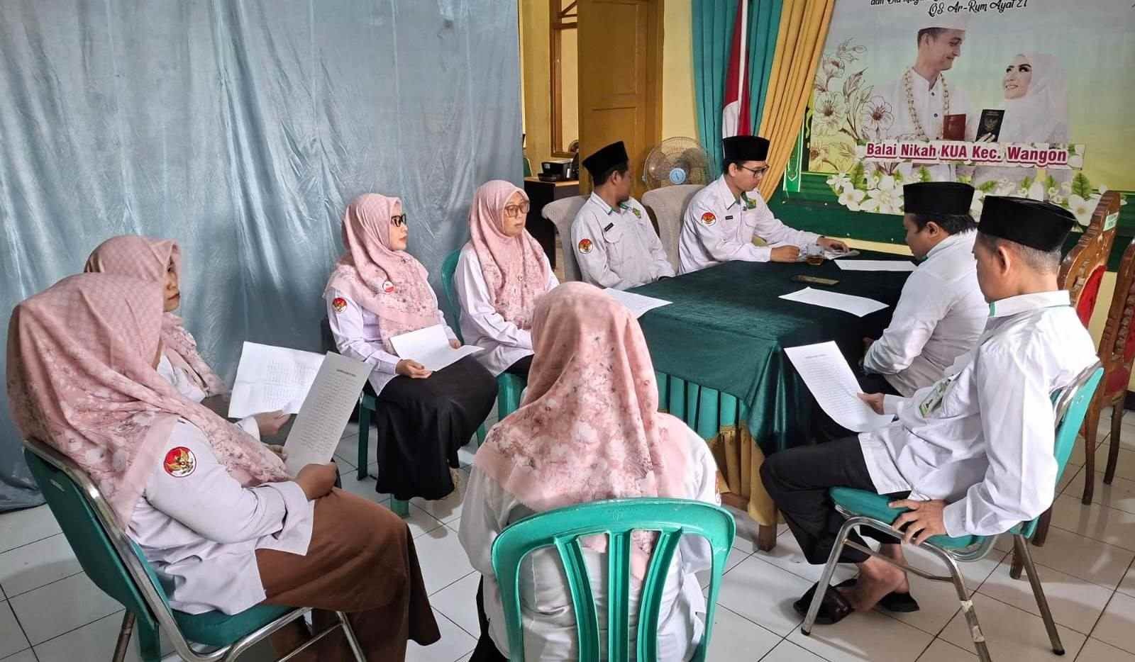Rutinan Nadhaman Asmaul Husna di KUA Wangon, Perkuat Ruhani dan Makrifatullah