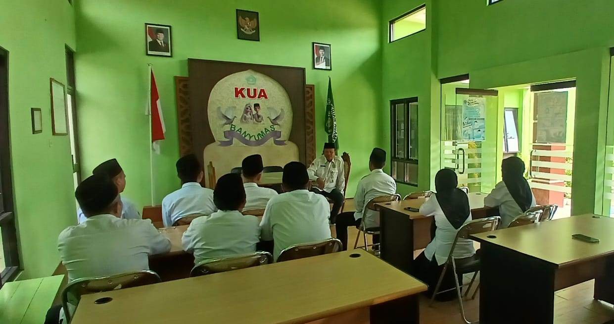 Bimas Islam Kemenag Banyumas Laksanakan Monitoring dan Evaluasi di KUA Banyumas