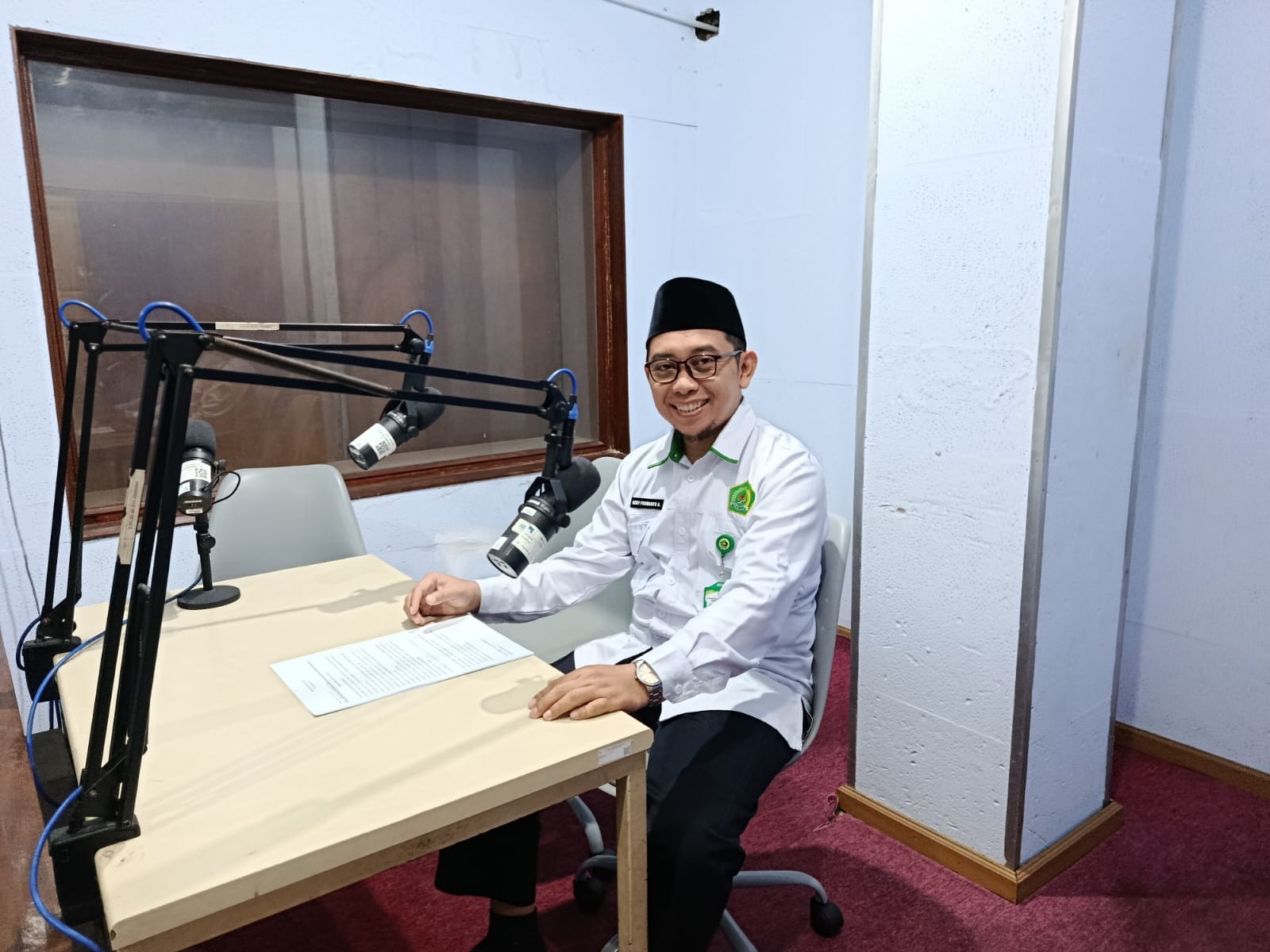 Penyuluh KUA Jatilawang Rekam Santapan Rohani di RRI Purwokerto, Angkat Tema Berbaik Sangka kepada Allah