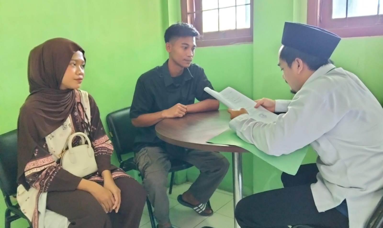 Berkas Lengkap, Akad Sepasang Catin Dijadwalkan di KUA Ajibarang