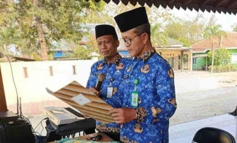 Penyuluh KUA Jatilawang Bacakan Doa pada Peringatan Hari Kesaktian Pancasila tingkat Kecamatan