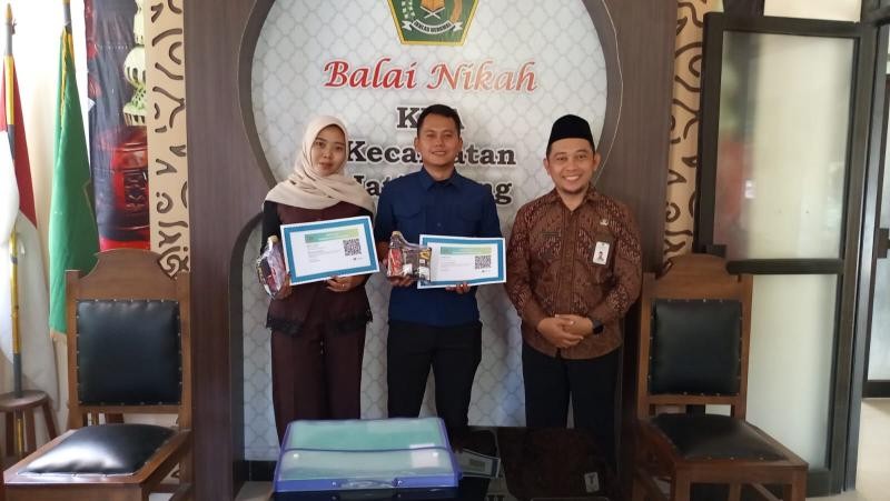 Merawat Ridha, Menjaga Cinta, Bekal Meniti Bahtera Rumah Tangga