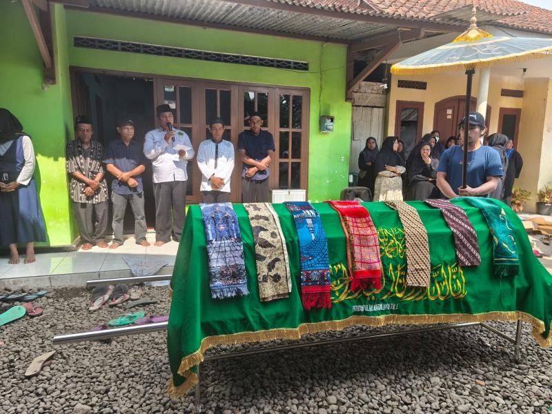 Penyuluh KUA Sokaraja Sambut dan Pimpin Doa Pelepasan Jenazah Warga Binaan