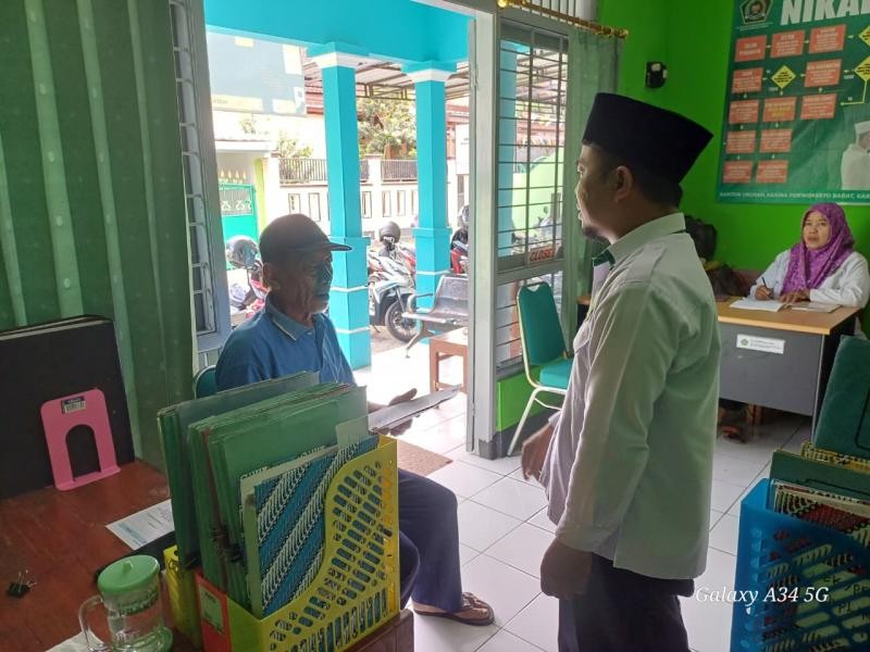KUA Berikan Pelayanan Pengambilan Berkas Calon Pengantin Bantarsoka