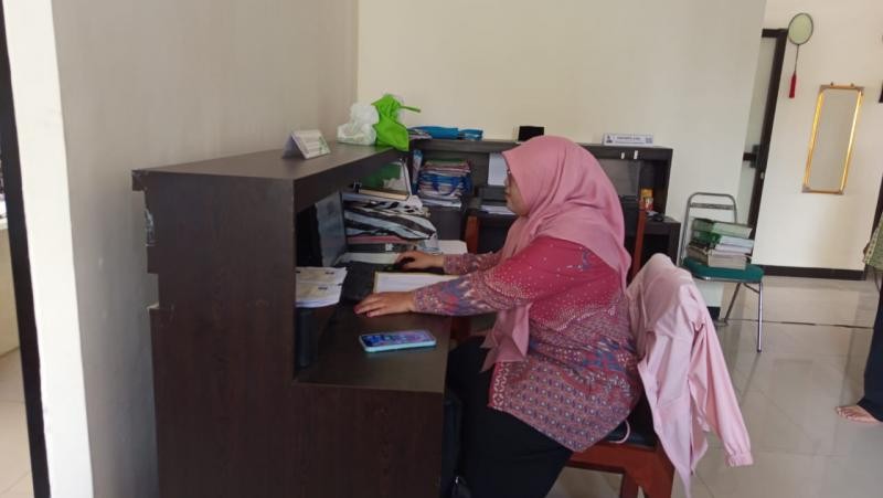 KUA Jatilawang Pastikan Data Catin Sinkron Sebelum Buku Nikah Dicetak
