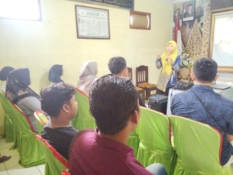 Cinta Saja Tak Cukup, 6 Pasang Catin Belajar Atur Uang