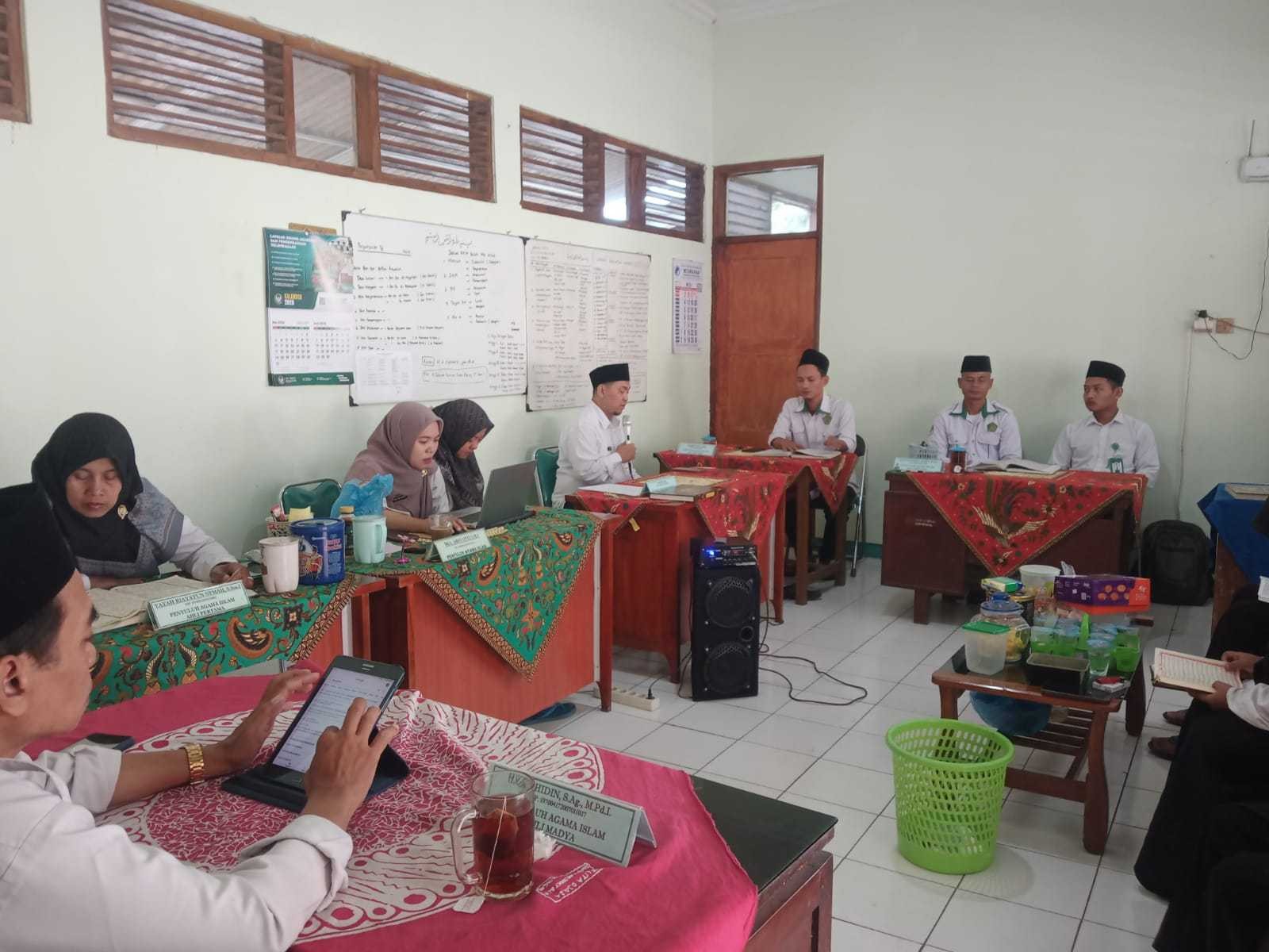 KUA Konsisten Rutinkan Simaan Al Quran sebagai Penguatan Keimanan ASN