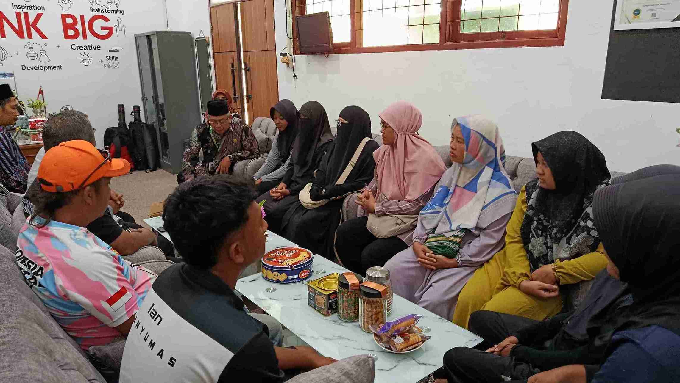 Rapatkan Barisan Menuju Kejurprov, MTs Negeri 3 Banyumas Satukan Semangat Atlet, Pembina, dan Wali Murid Panahan